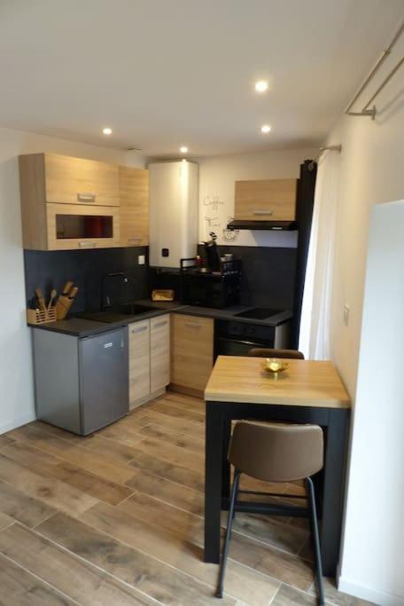 La Pierre N°6 Grand Studio Avec Clim Tartas Dış mekan fotoğraf