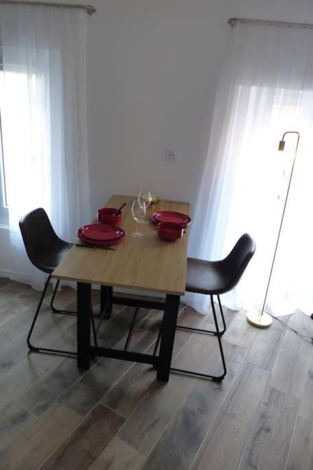 La Pierre N°6 Grand Studio Avec Clim Tartas Dış mekan fotoğraf